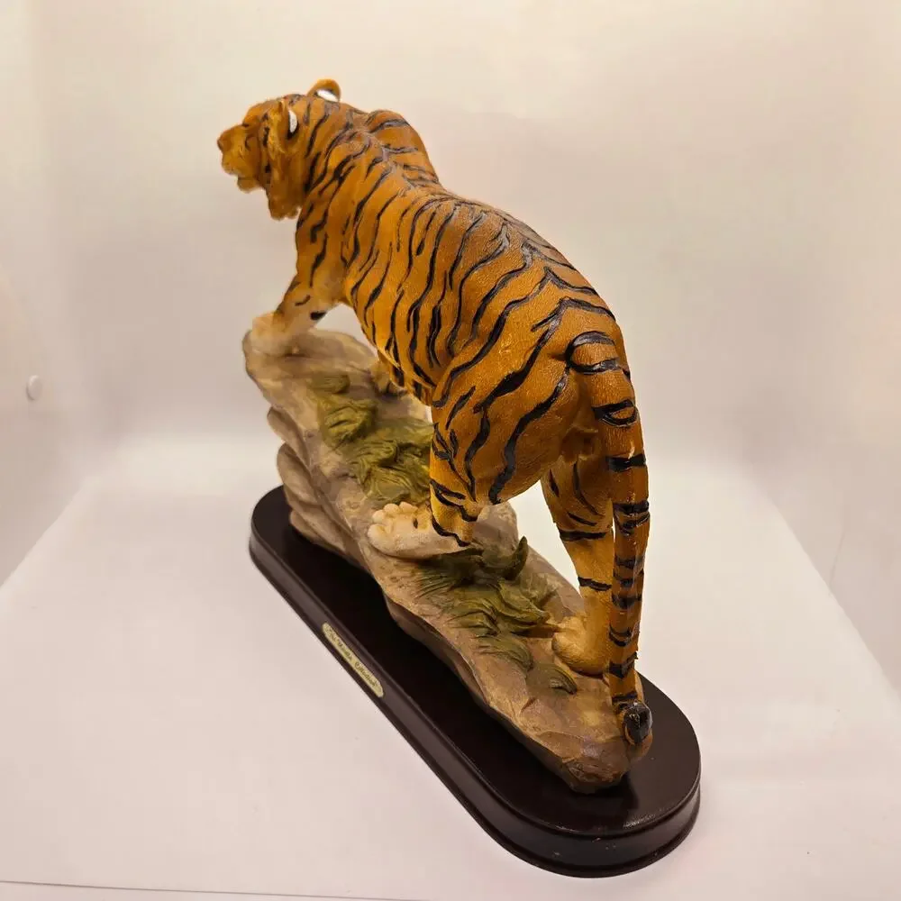VINTAGE “THE MIRELLA COLLECTION” BENGAL TIGER STATUE – SLATE ROCK ON WOOD BASE